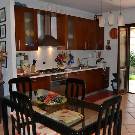 La Baia Dei Delfini Ардеа