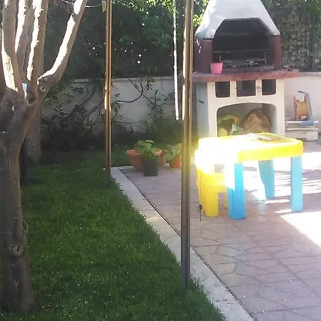 La Baia Dei Delfini Дом отдыха Ардеа